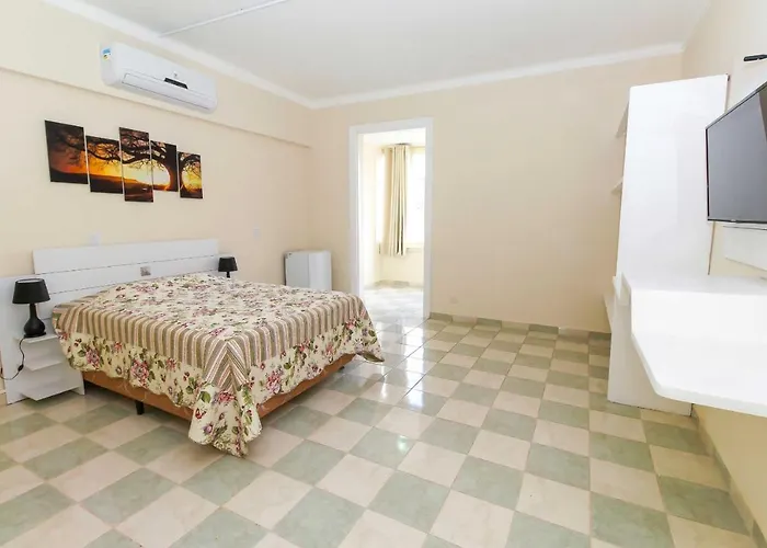 Esplanada Hotel